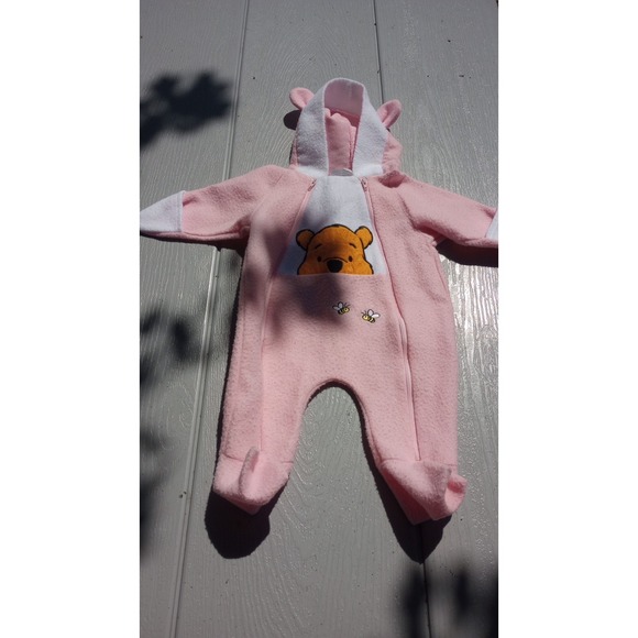 Vintage Winnie The Pooh And Friends Disney‎ Embroidered Pink Sleeper